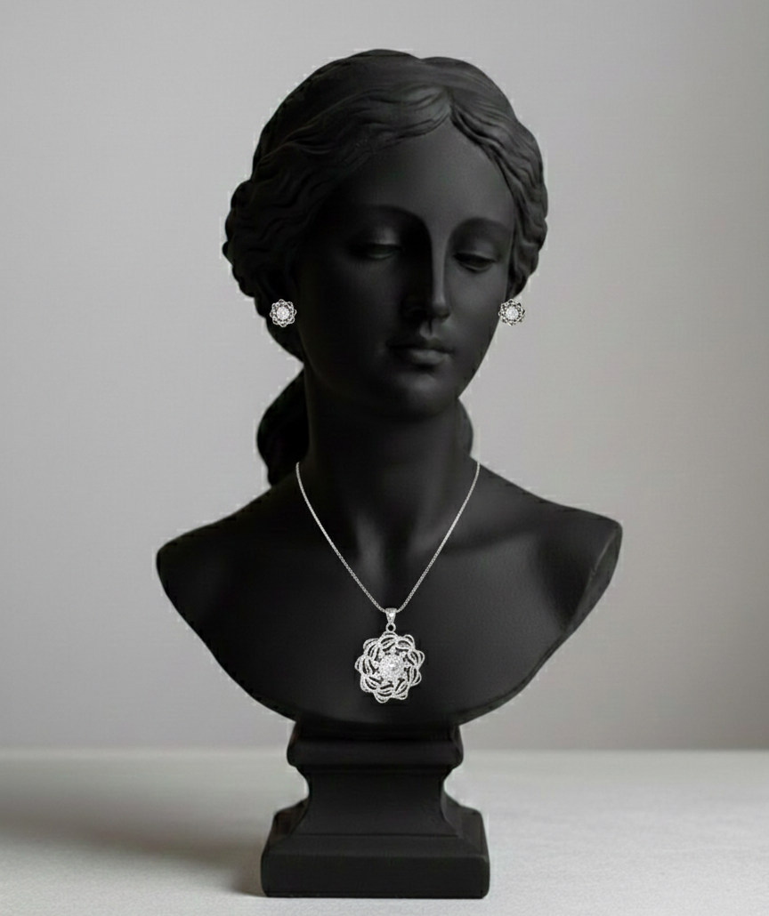 Stunning Silver Diamond‑Cut Flower Jewellery Set