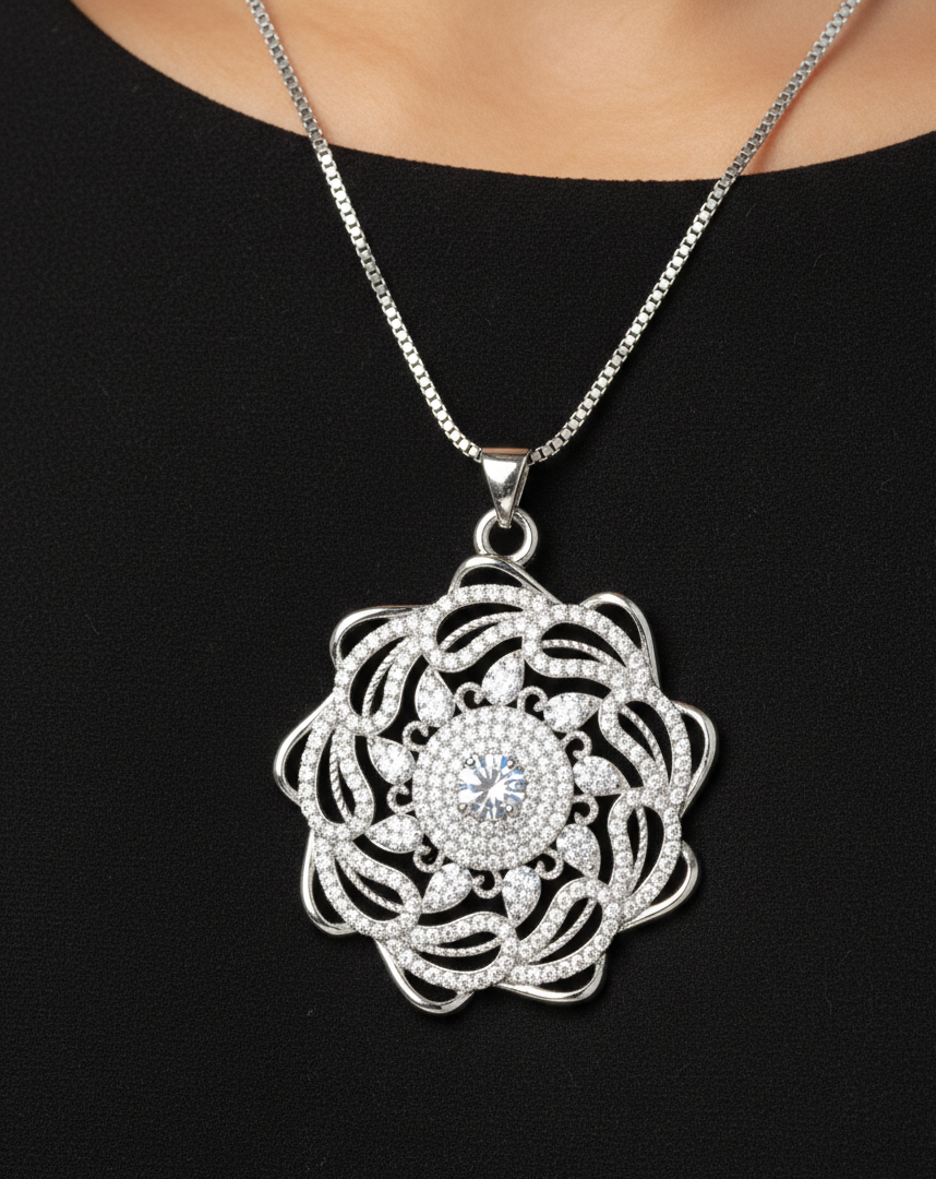 Stunning Silver Diamond‑Cut Flower Jewellery Set