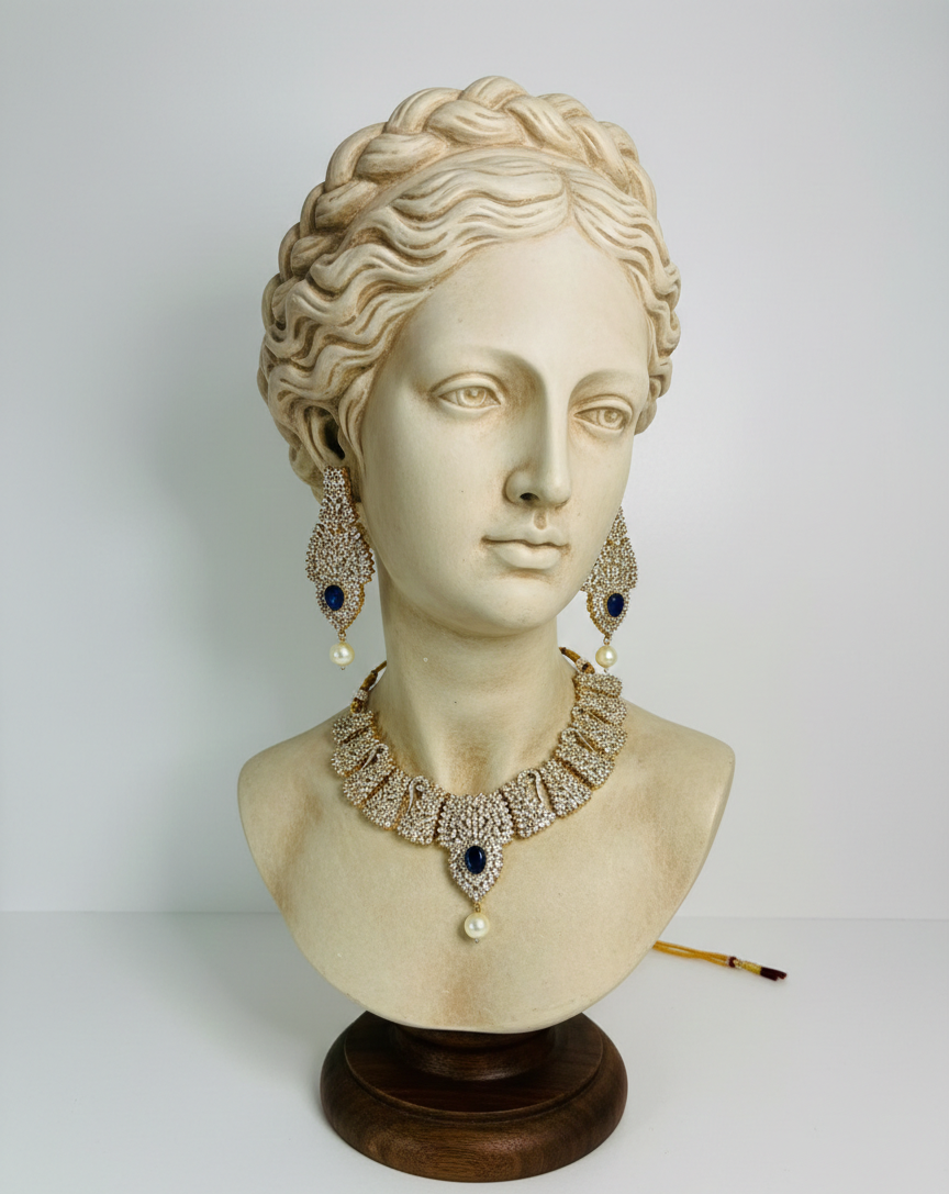 ✨ *Stunning Diamond‑kissed Necklace & Earring Set* ✨