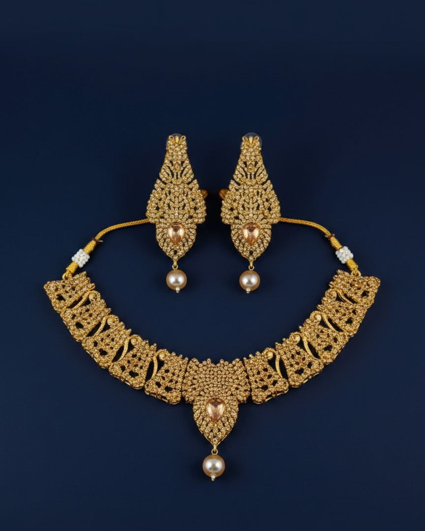 ✨ Regal gold‑plated necklace & earring set ✨