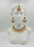 Elegant Black &amp |Gold Kundan Jewelry Set.