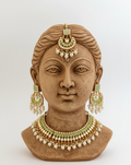 Stunning gold-toned necklace set with mint green stones & pearl