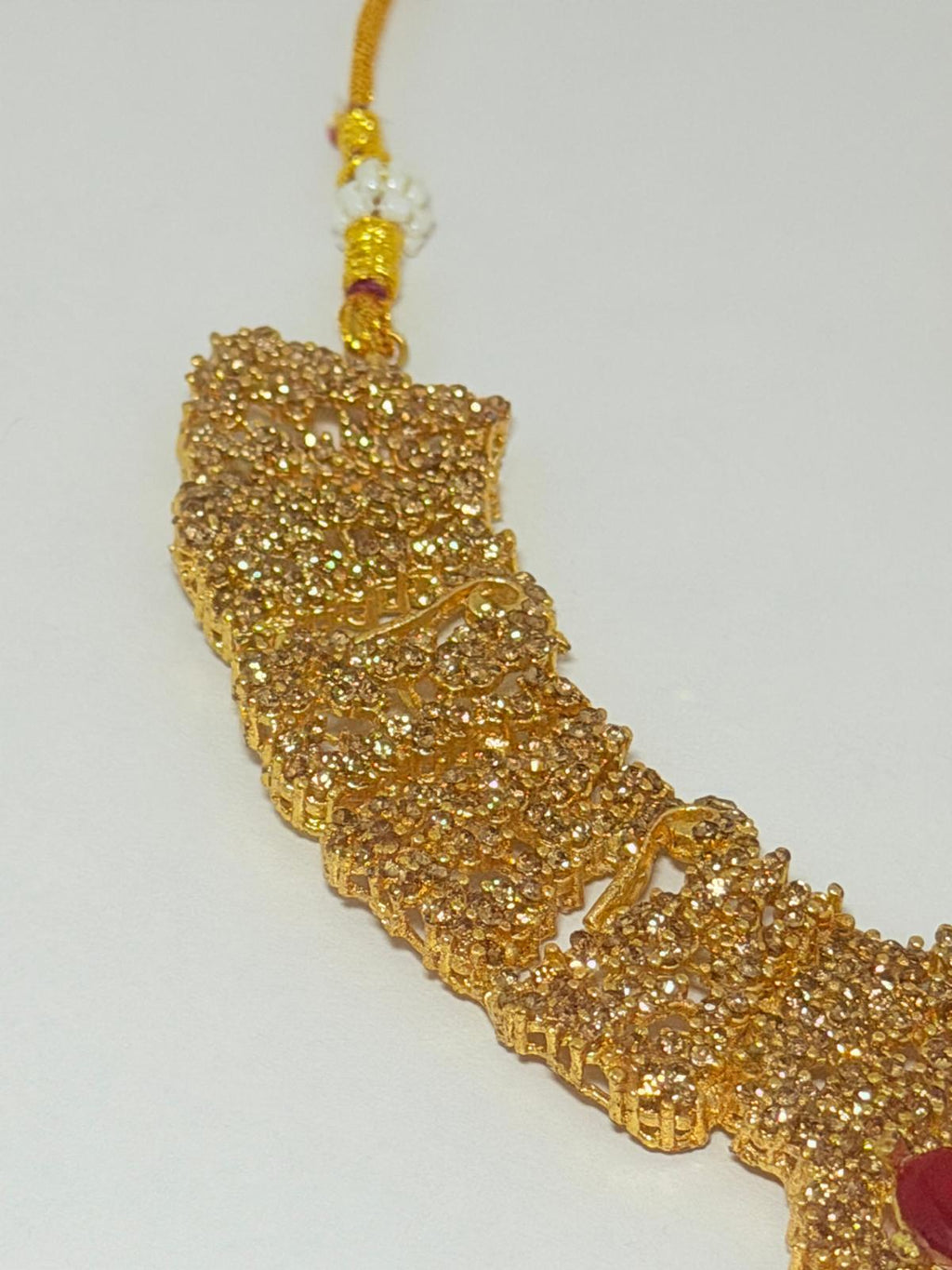 ✨ *Gorgeous gold‑plated necklace & earring set* that screams luxe vibes ✨.