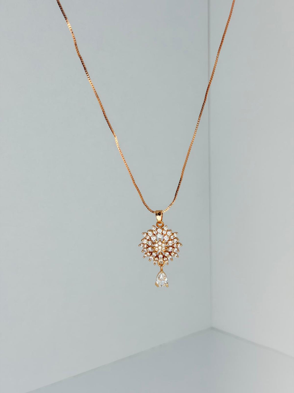 ✨ *Gold & Diamond‑sparkle Jewellery Set* ✨