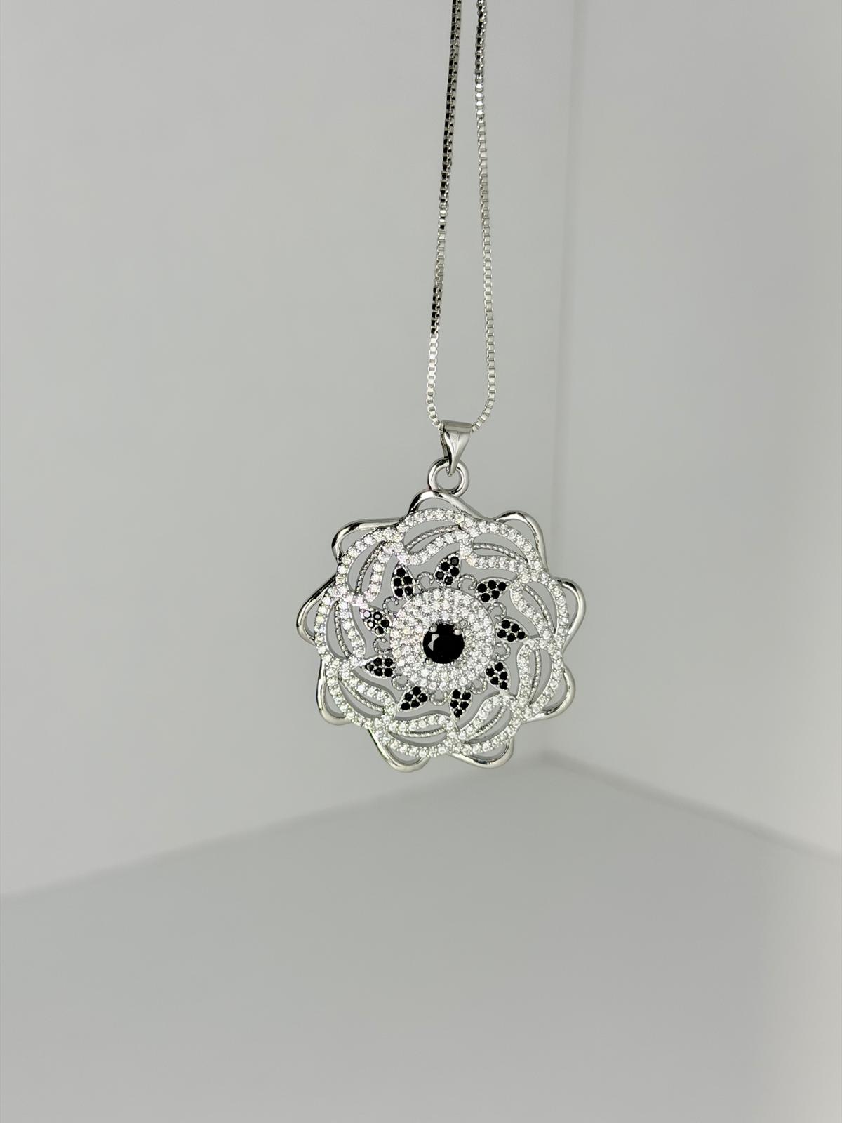 Stunning Silver Flower Jewellery Set