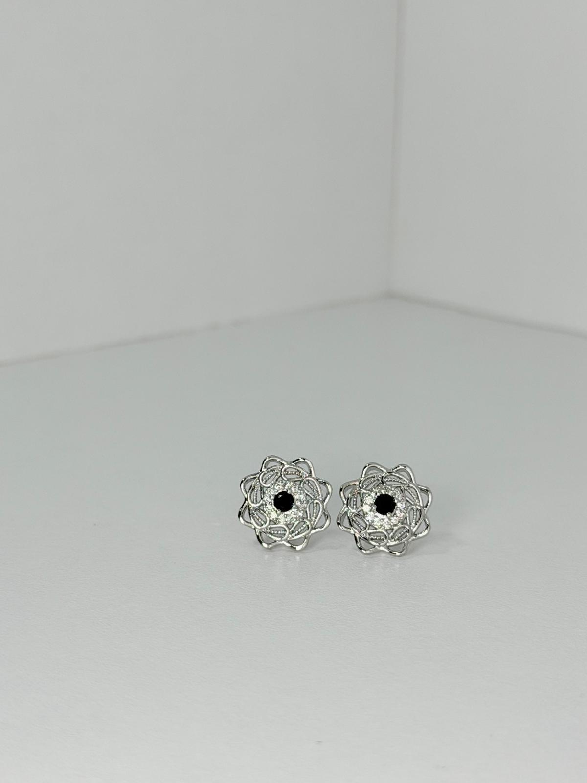 Stunning Silver Flower Jewellery Set