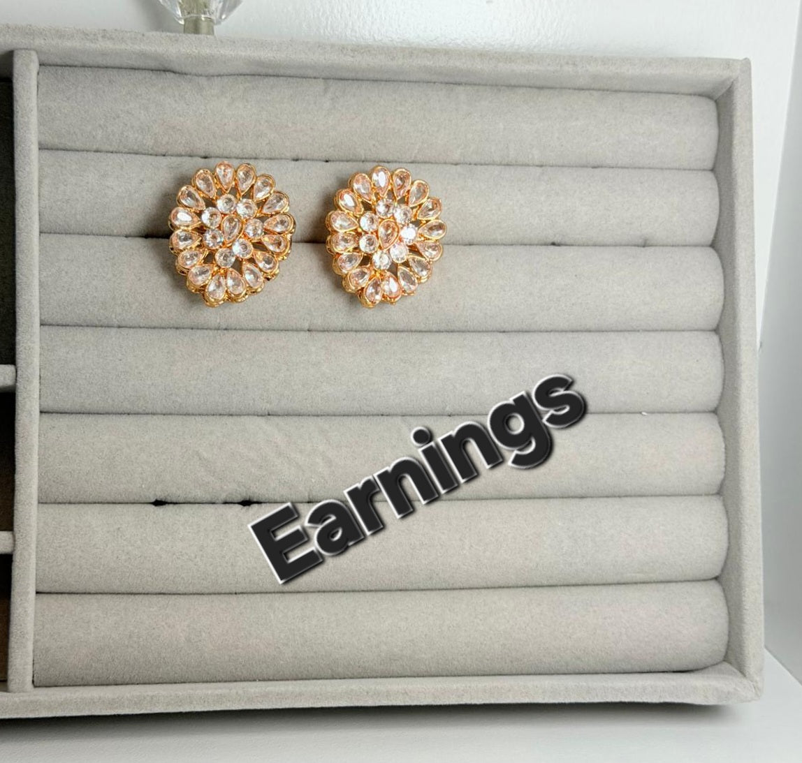 ✨ *Stunning Gold & Diamond‑cut Jewellery Set* ✨