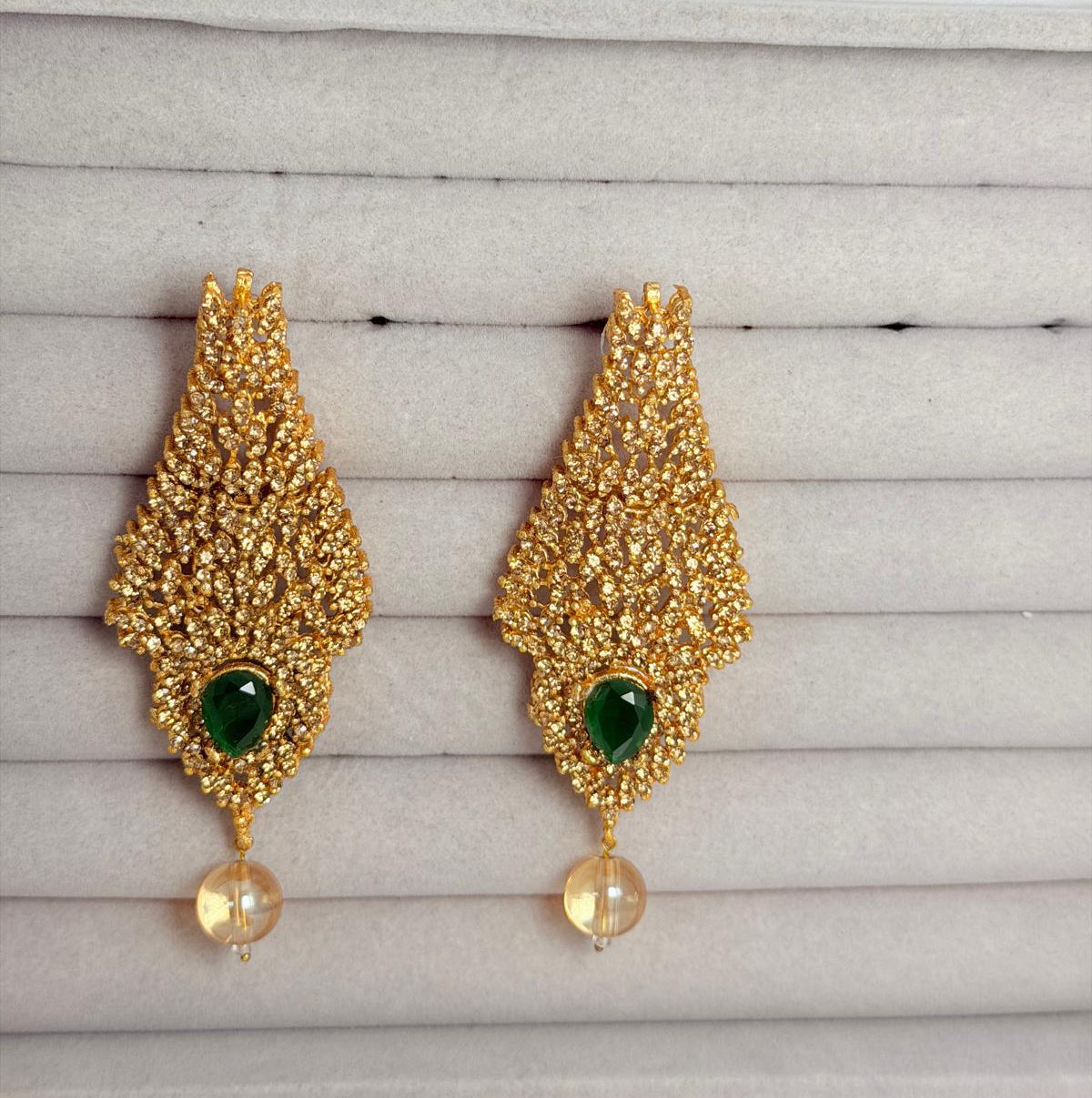 Stunning gold‑plated necklace & earring set