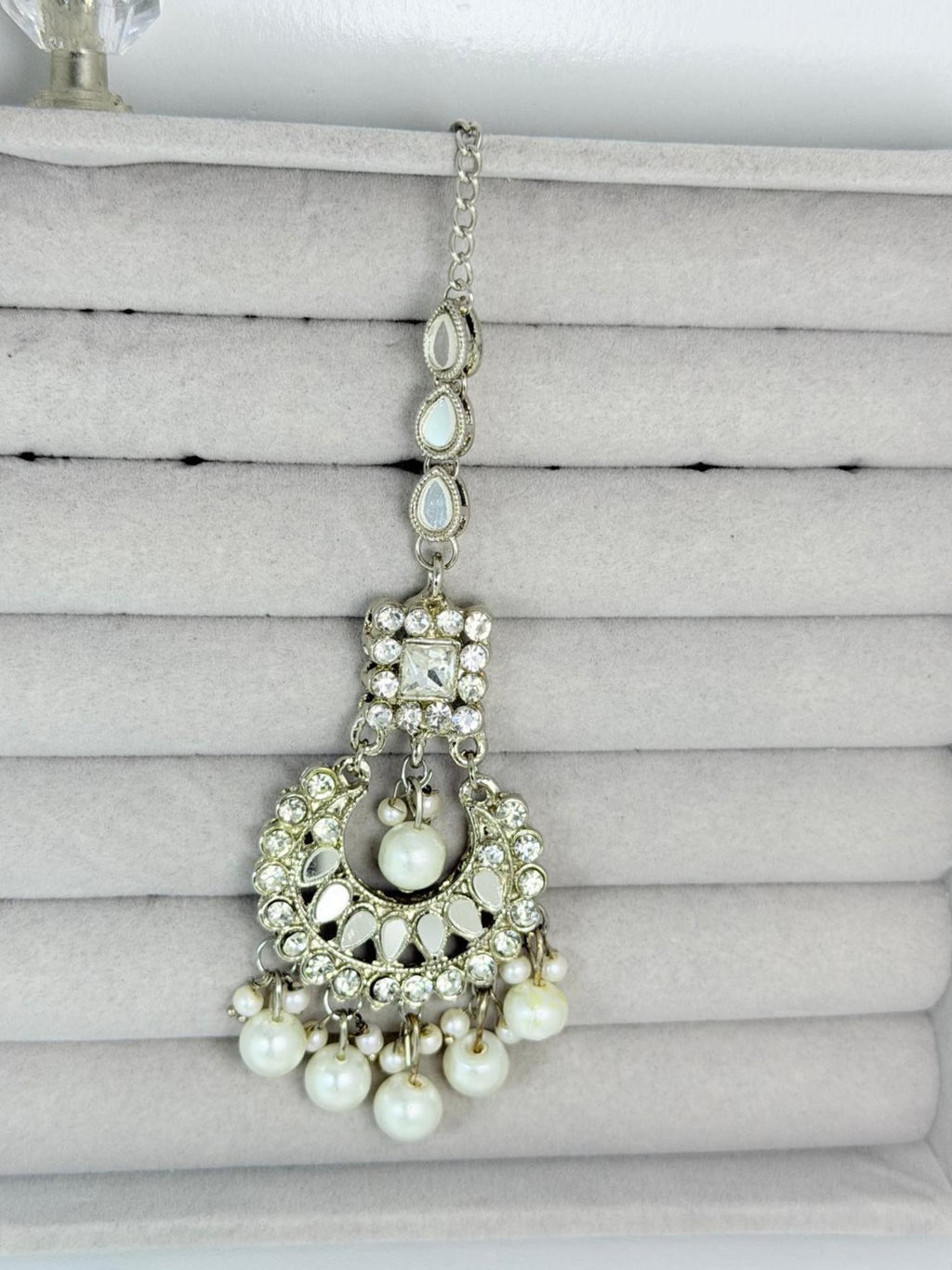 Stunning Pearl & Crystal Choker Set