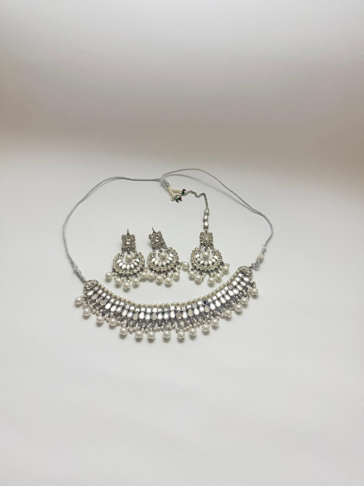 Stunning Pearl & Crystal Choker Set