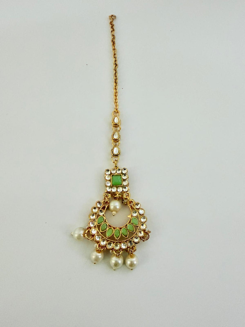 Stunning gold-toned necklace set with mint green stones & pearl