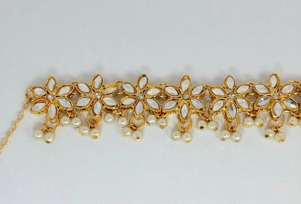 Gorgeous Gold Floral Anklet with Pearls