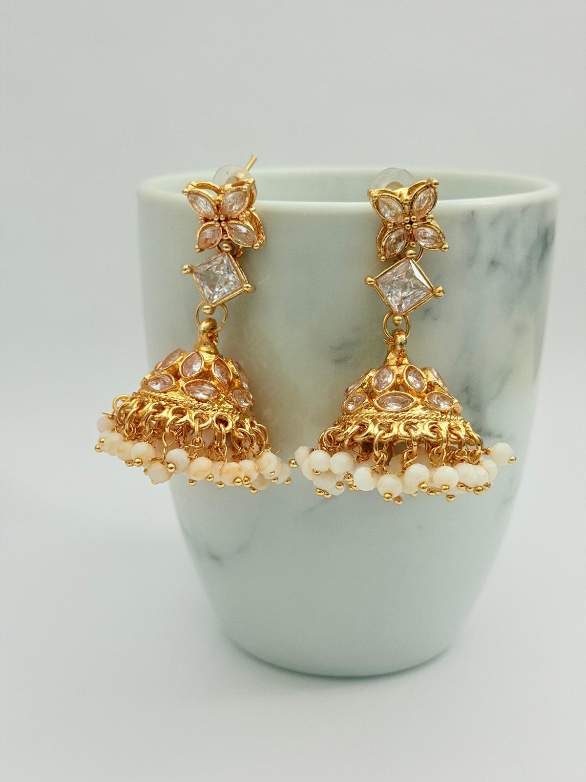 Gold‑tone Floral Necklace & Earring Set