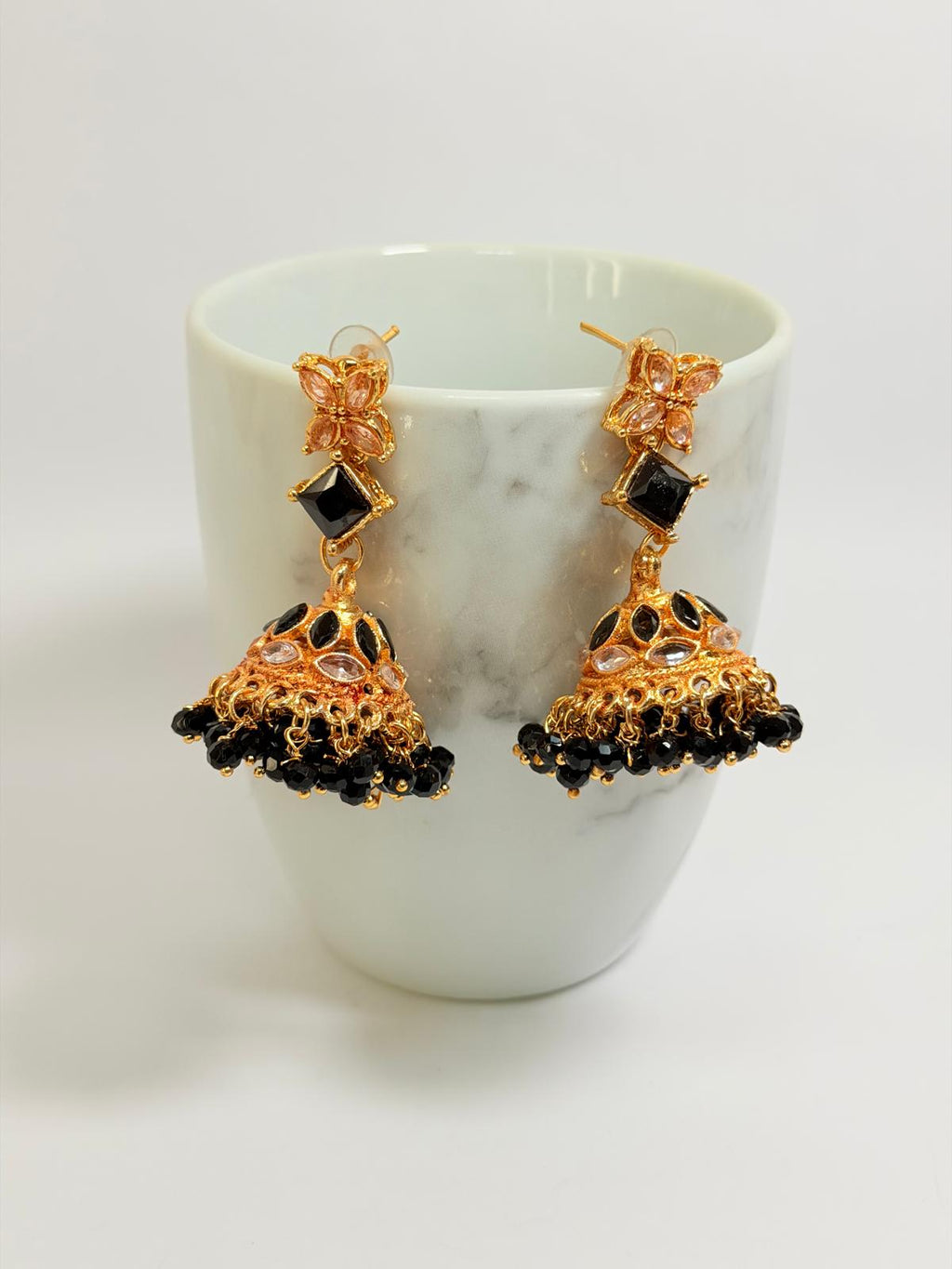 Stunning rose‑gold necklace set with black stone accents